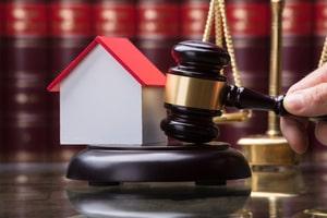 How Is Real Estate Property Divided in a Michigan Divorce?